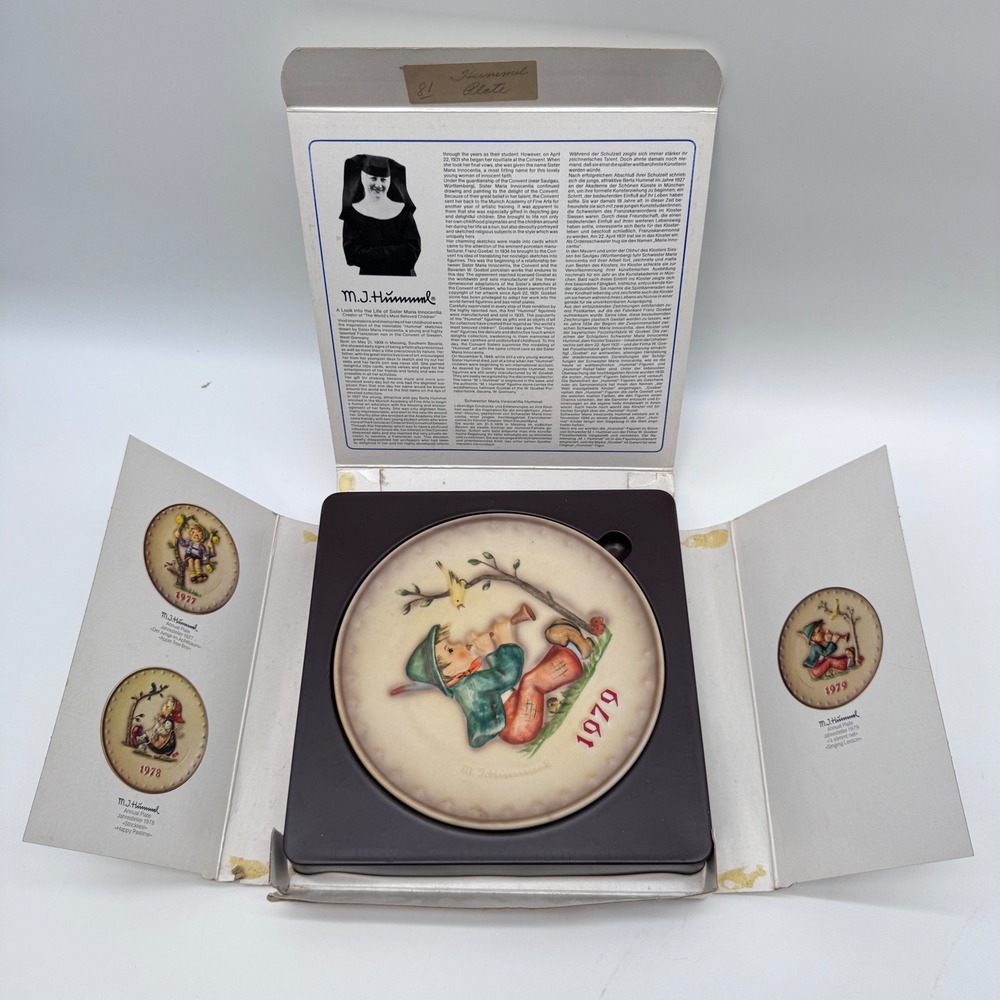 Goebel Hummel Annual Plate Unisex Multi Singing Lesson 1979 Hum 272 Boxed